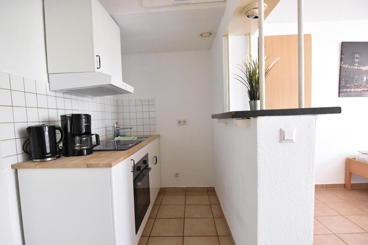 Koeln Hoehenberg Bagian luar foto